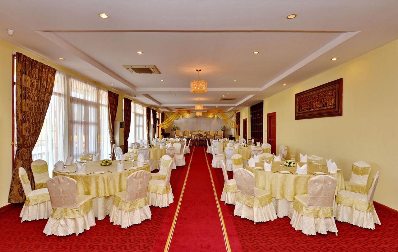 Naypyidaw Aureum Palace Hotel & Resort Nay Pyi Taw מראה חיצוני תמונה