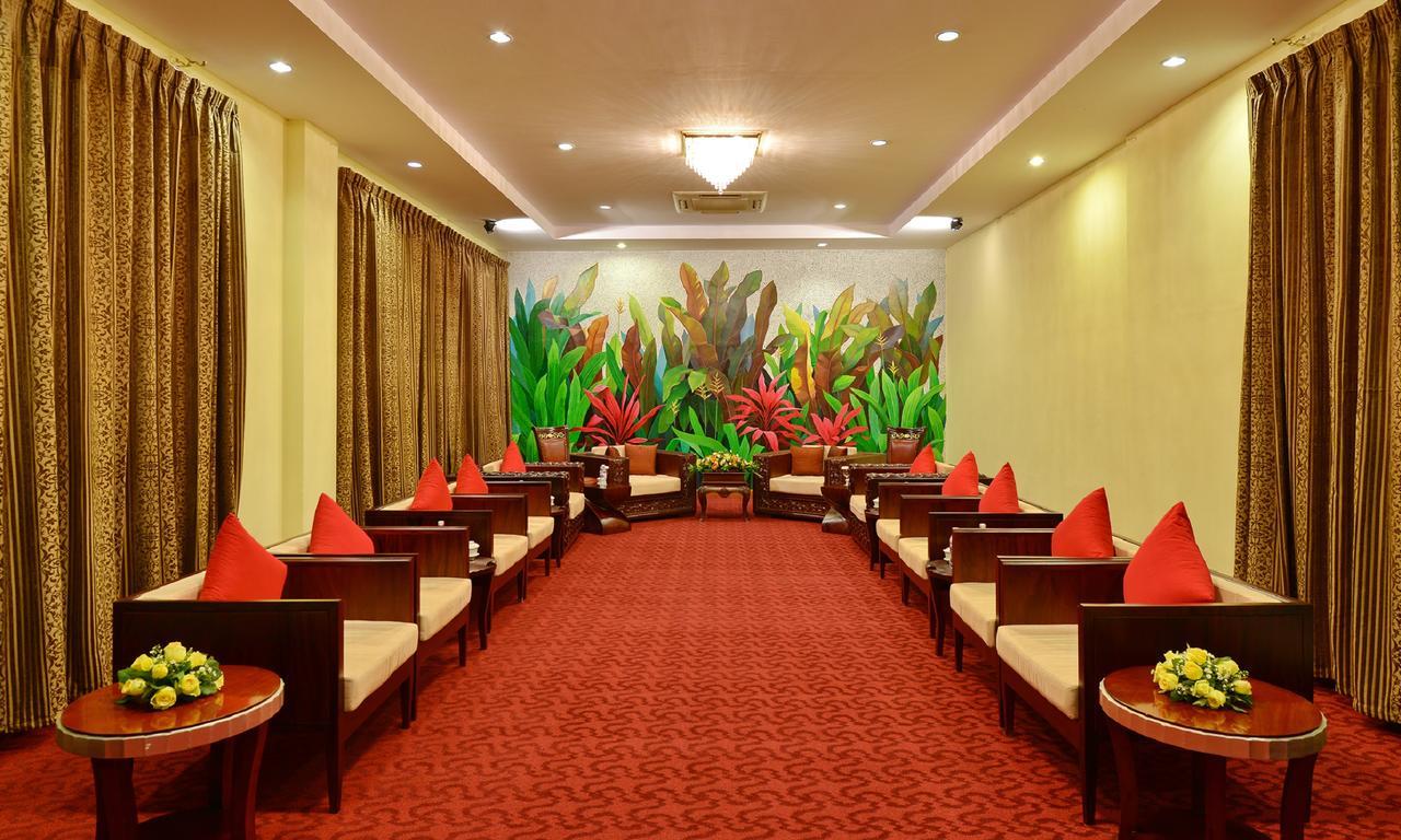 Naypyidaw Aureum Palace Hotel & Resort Nay Pyi Taw מראה חיצוני תמונה