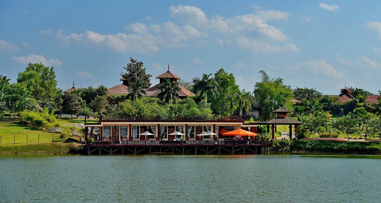 Naypyidaw Aureum Palace Hotel & Resort Nay Pyi Taw מראה חיצוני תמונה