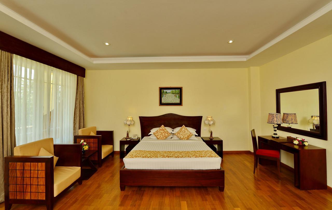 Naypyidaw Aureum Palace Hotel & Resort Nay Pyi Taw מראה חיצוני תמונה