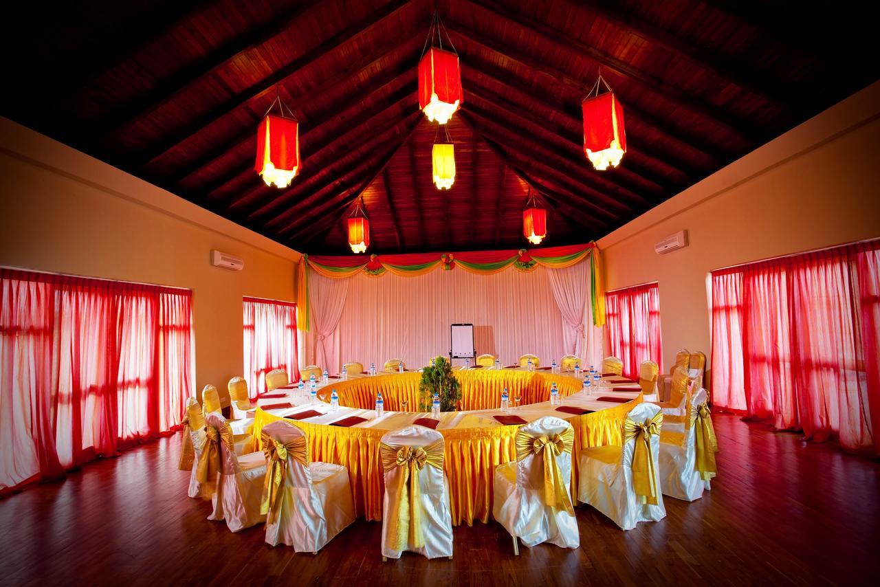 Naypyidaw Aureum Palace Hotel & Resort Nay Pyi Taw מראה חיצוני תמונה