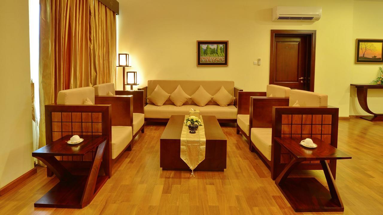 Naypyidaw Aureum Palace Hotel & Resort Nay Pyi Taw מראה חיצוני תמונה