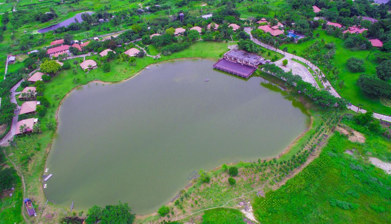 Naypyidaw Aureum Palace Hotel & Resort Nay Pyi Taw מראה חיצוני תמונה