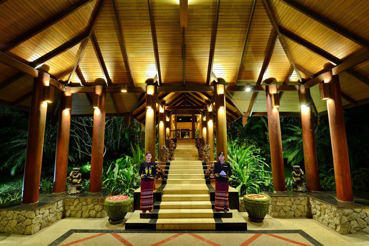 Naypyidaw Aureum Palace Hotel & Resort Nay Pyi Taw מראה חיצוני תמונה