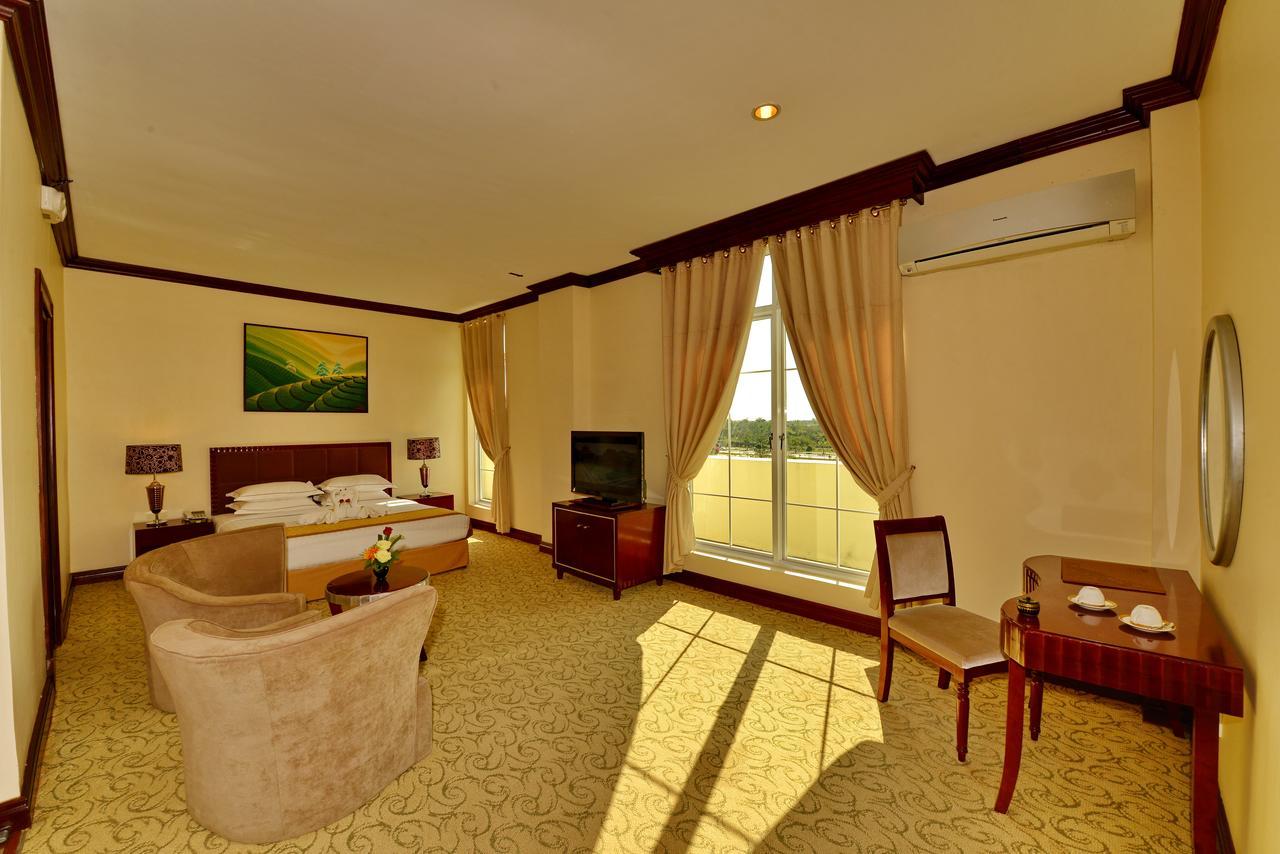 Naypyidaw Aureum Palace Hotel & Resort Nay Pyi Taw מראה חיצוני תמונה