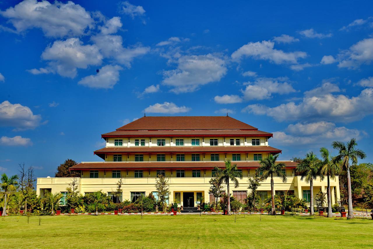 Naypyidaw Aureum Palace Hotel & Resort Nay Pyi Taw מראה חיצוני תמונה