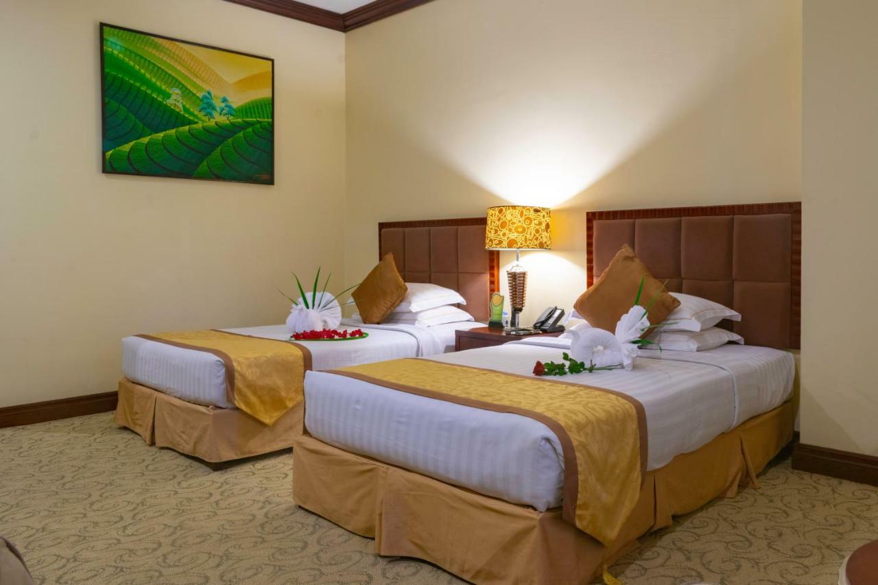 Naypyidaw Aureum Palace Hotel & Resort Nay Pyi Taw מראה חיצוני תמונה